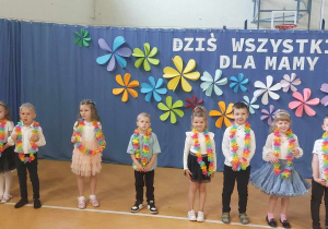 Dzieci podczas trwania występu