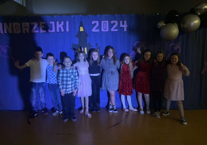 Uczestnicy balu andrzejkowego w naszej szkole