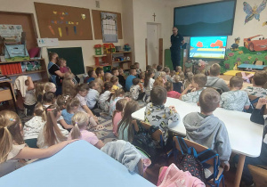 Pogadanka przeprowadzona przez funkcjonariusza policji