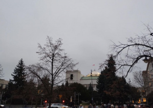 Uczniowie przed wizytą w Sejmie