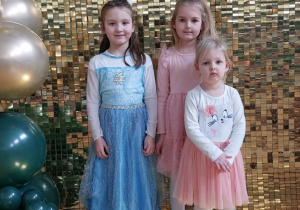 Dzieci podczas zabawy