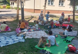 Dzieci podczas pikniku