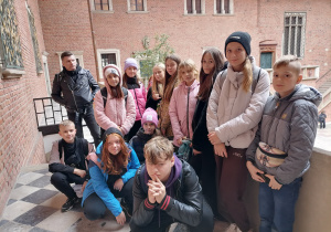 Uczniowie podczas zwiedzania Krakowa
